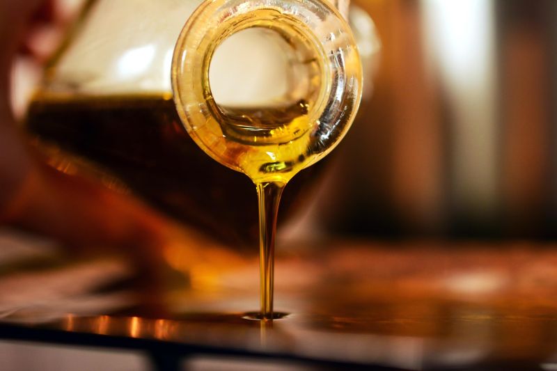 High temperatures can destroy the fatty acids in pumpkin seed oil, so it is best to avoid using it for cooking. High temperatures can destroy the fatty acids in pumpkin seed oil, so it is best to avoid using it for cooking.