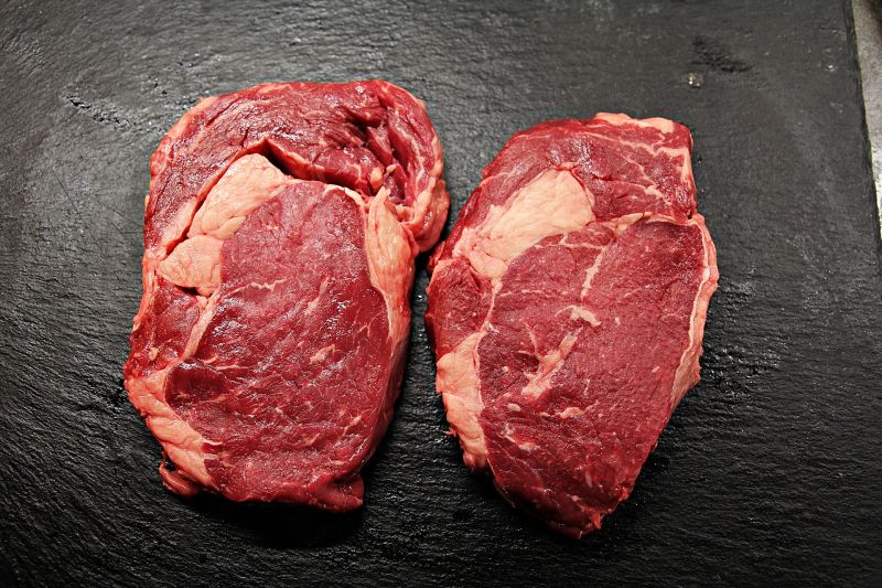 Meats such as beef, chicken and turkey are rich sources of niacin and several other B vitamins. Meats such as beef, chicken and turkey are rich sources of niacin and several other B vitamins.
